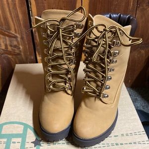 Rue 21 lace up boots